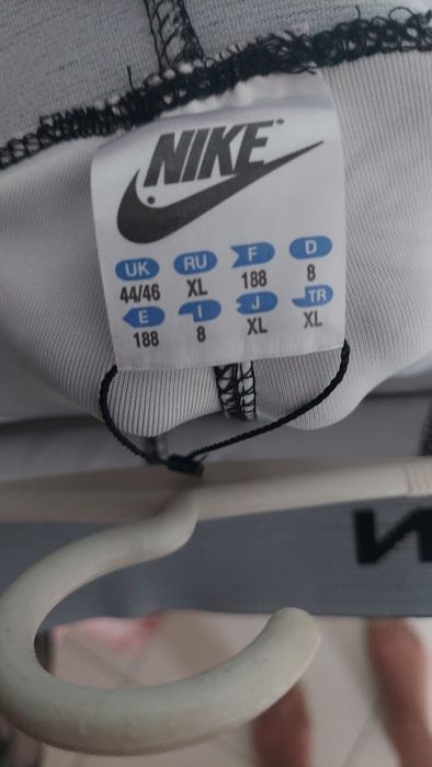 Leginsy NIKE, rozm XL
