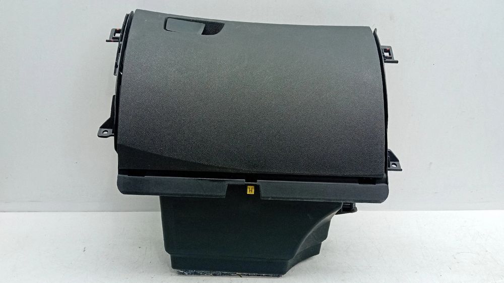 Porta luvas RENAULT Megane IV (B9A/M_)