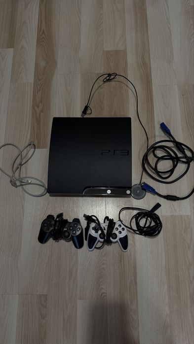 PS3 Slim 500GB CECH-2501 | 2 Pady + Kable