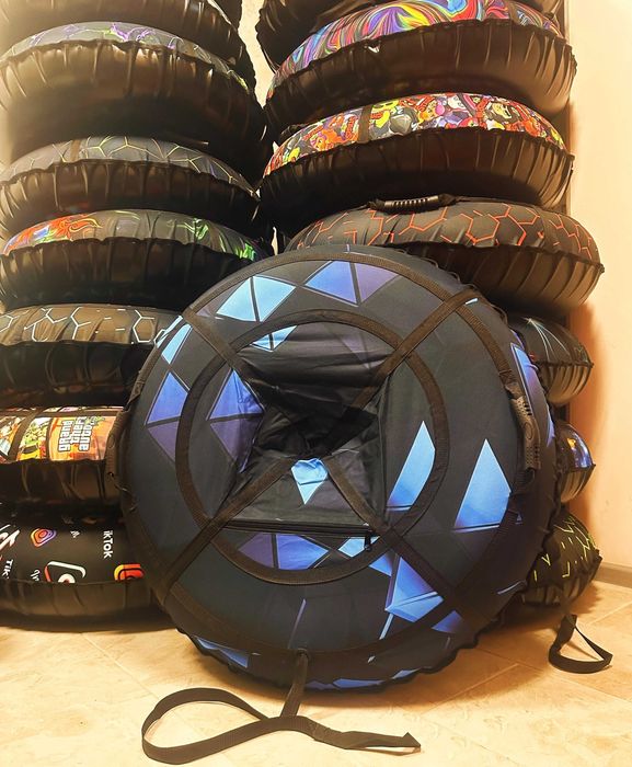 Крутий тюбінг ватрушка плюшка тюбинг таблетка тюба санки надувні