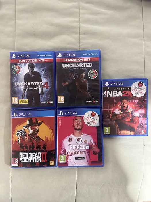 Vendo jogos ps4.