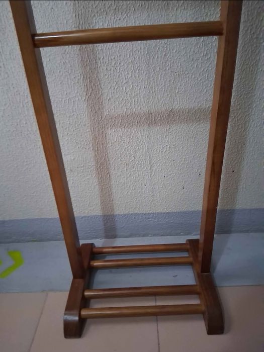 Cabide de Pé Alto - VINTAGE