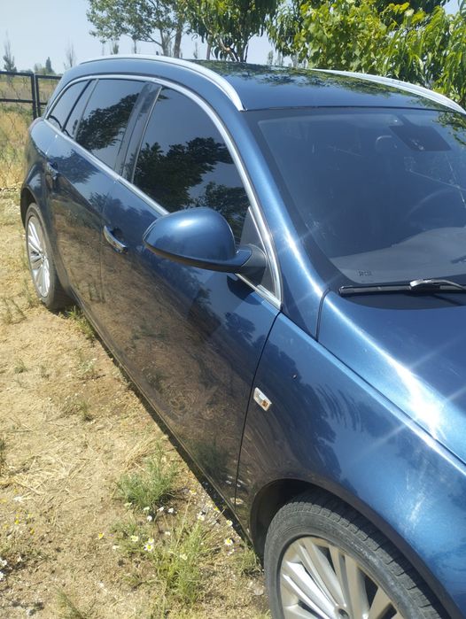 Опель інсігнія 2011р.в  4х4 2.0 дизель