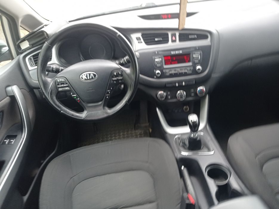 Kia cee'd 1,4 crdi 2012r zadbana