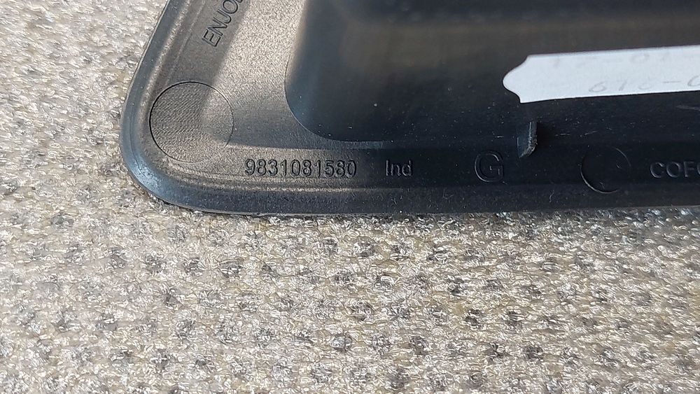 Comando / botão / interruptor vidros trás esquerdo CITROËN C4 III
