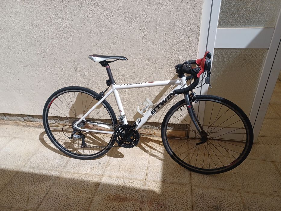 Bicicleta triban roda 25