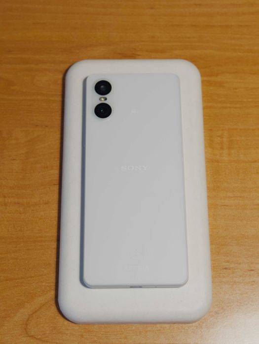 Sony Xperia 10 VI 8GB/128GB + oryginalne etui Sony