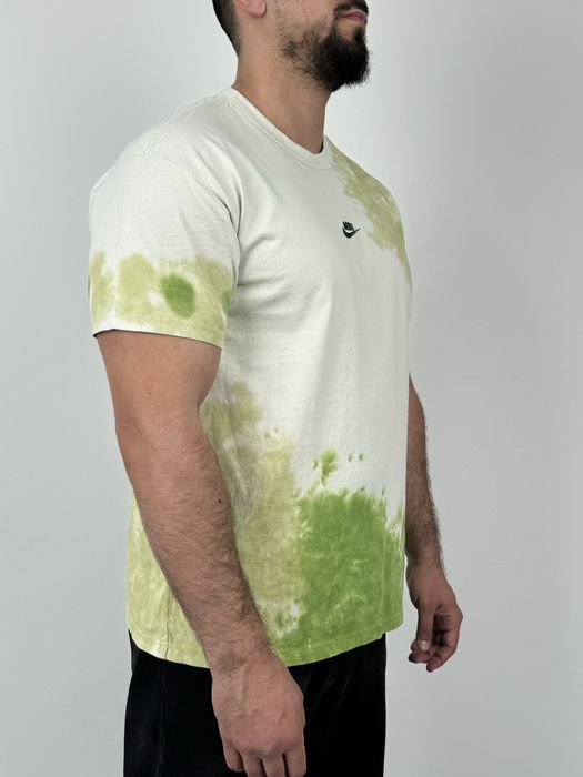 Футболка The Nike Tee Loose Fit
