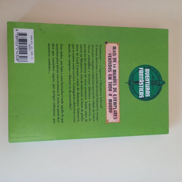 Livro de jogos e aventuras