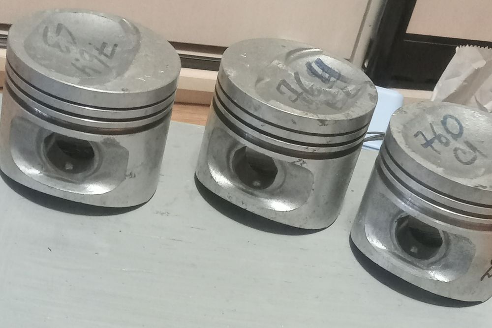 Поршень Ваз . Распредвал СССР.Новые.