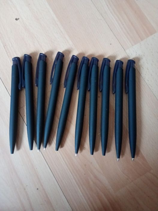 Nowe Długopisy 10szt