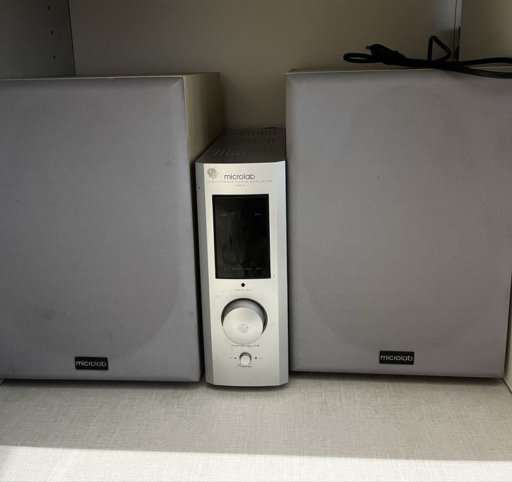 Colunas Microlab PRO 2 – 2.0 com amplificador externo