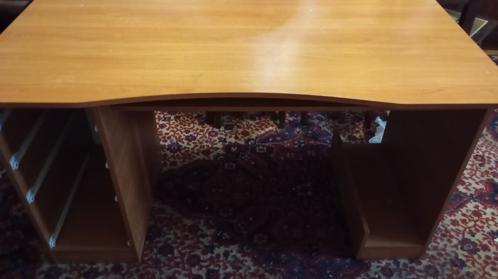 Письмовий стіл б/у