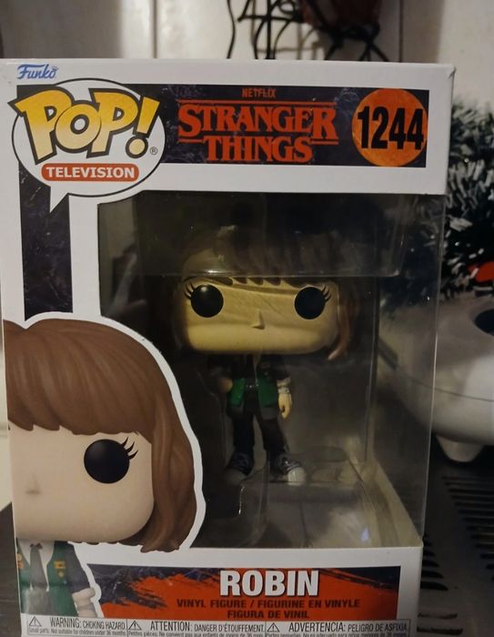 Robin stranger things funko pop