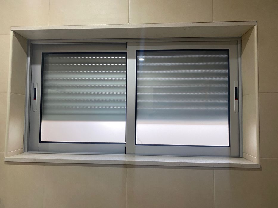 Janelas de correr com vidro duplo