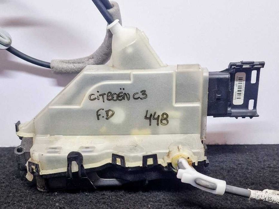 Fechadura / Fecho Porta Frente Direito PSA123980 - CITROËN C3 III