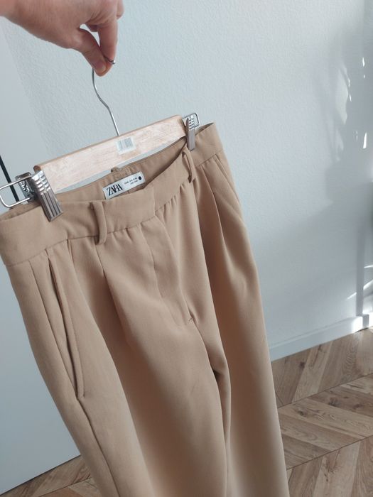 БРЮКИ БЕЖЕВІ ВІД ZARA щільна тканина