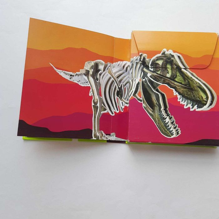 Книга конструктор Make Your Own T-Rex Собери своего Т-Рекса 70см