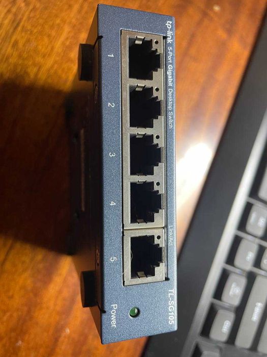Комутатор мережевий TP-Link TL-SG105