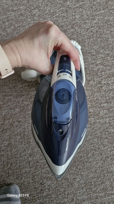 Праска Philips Azur в робочому стані