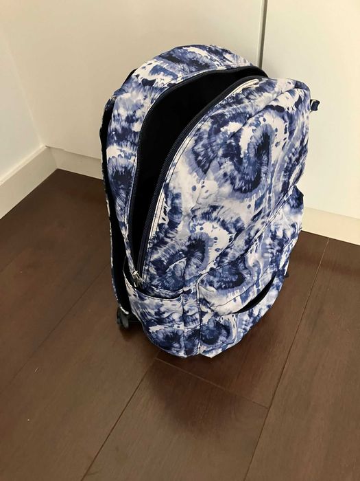 Mochila com estojo Azul e Branco