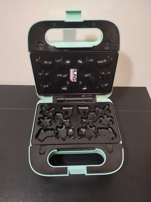 Máquinas waffles SilverCrest com 3 formas