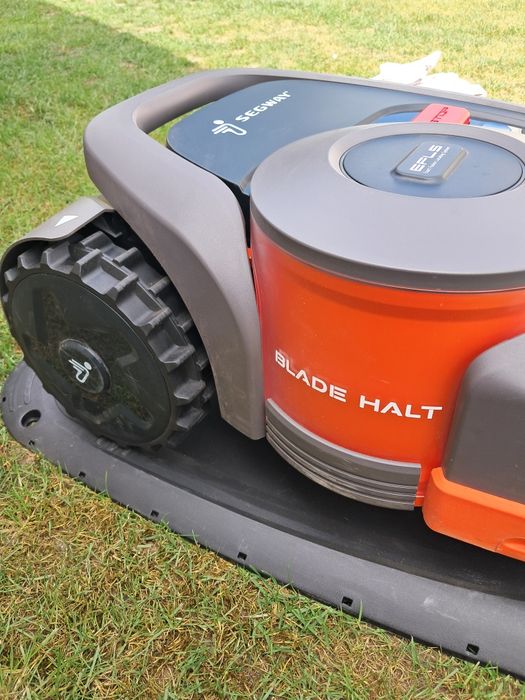 Robot koszący Segway Navimow H500E