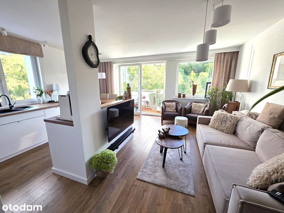 Nietuzinkowe mieszkanie Sopocie -wysoki standard, panoramiczne widoki.