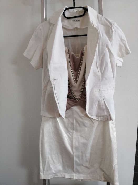 Sukienka gorsetowa z marynarką