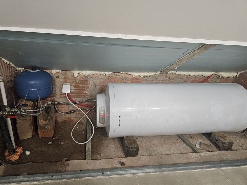 Termoacumulador Vulcano PrimeAqua H V 150L 2400 W reversível
Termoacumulador PrimeAqua 150L 2400 W reversível - Vulcan