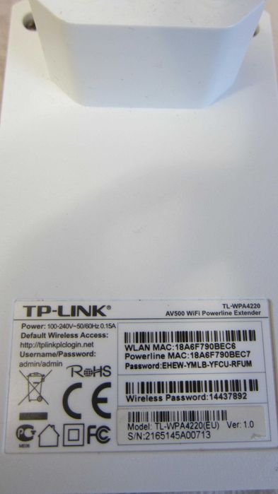 Transmiter sieciowy PowerLine Tp-link TL-WPA4220 AV500 jedna sztuka
