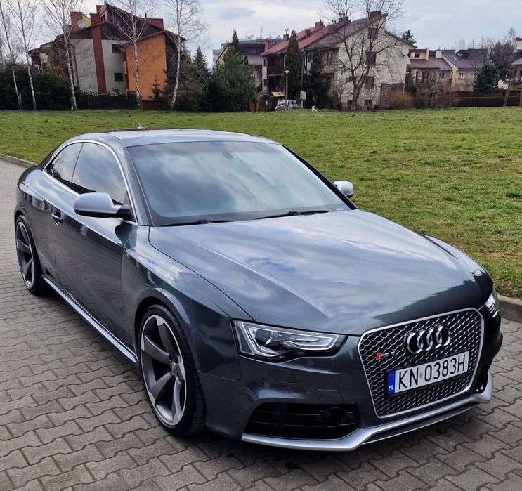 Audi RS5 COUPE 4.2 450 KM