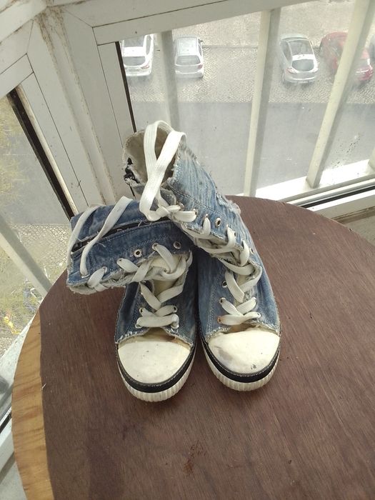 Coleção de sapatilhas de ganga