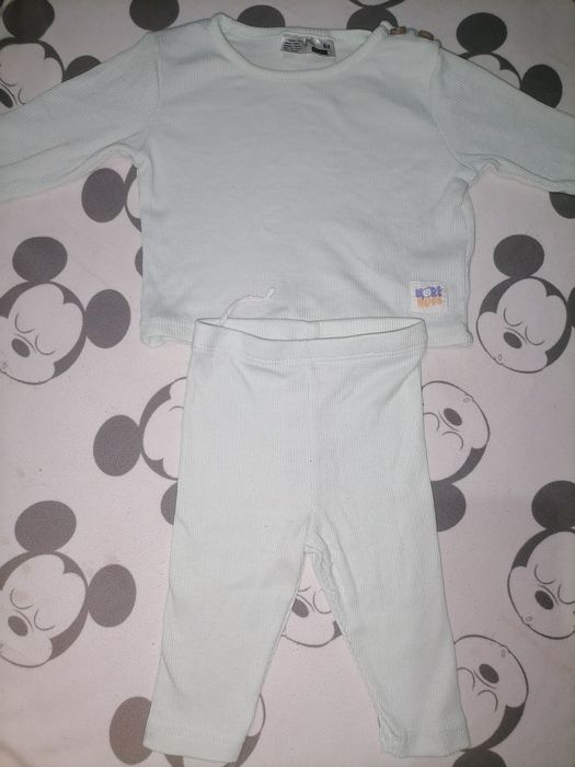 Conjunto blusa e leggins