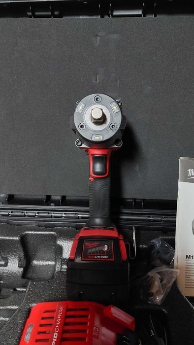 Klucz udarowy 1/2 Milwaukee M18 FMTIW2F12 zestaw