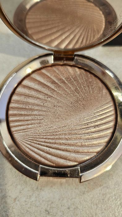 Estee lauder, rozświetlacz 03