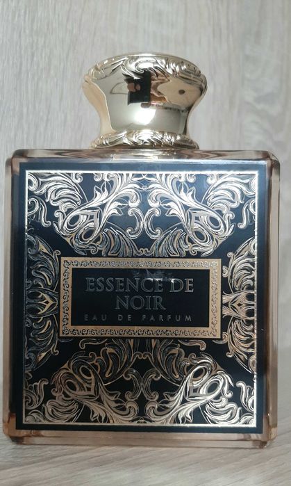 Perfumy French Avenue Essence de Noire