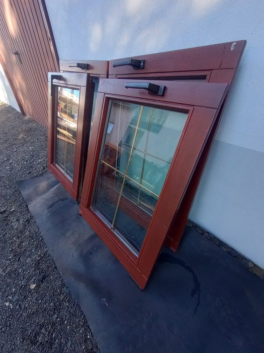 Okno drewniane  bez ramy