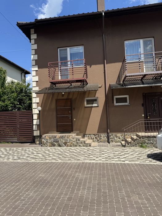 Продаж танхауса у с. Ходосівка, з ремонтом, меблями та технікою