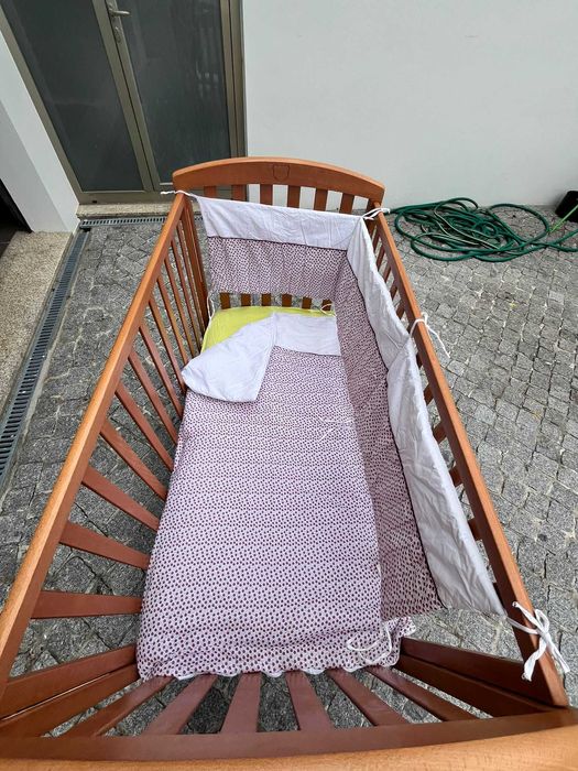 Edredão e Resguardo De Berço/Cama