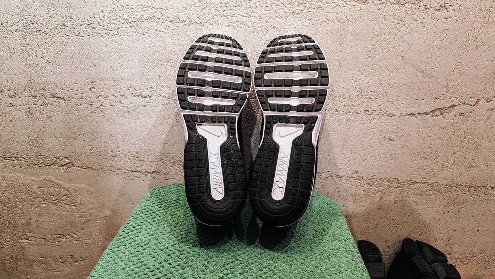 Buty do biegania NIKE AIR MAX SEQUENT r.39 stan idealny
