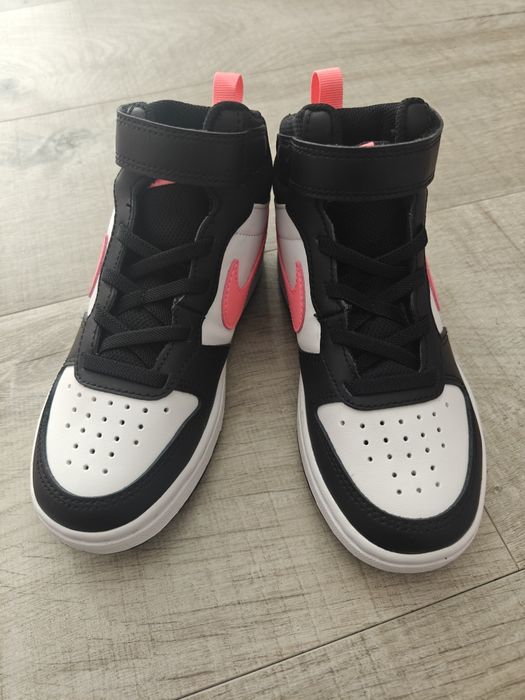 Nowe adidasy Nike 29.5