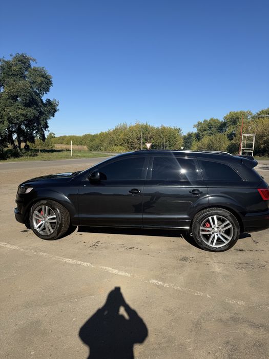 Продам Audi Q7 4l