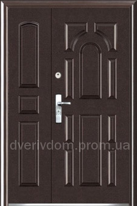 Полуторная входная дверь со стеклом. Русич двери. Полуторная дверь входная. Полуторная дверь входная. Полуторные двери межкомнатные.