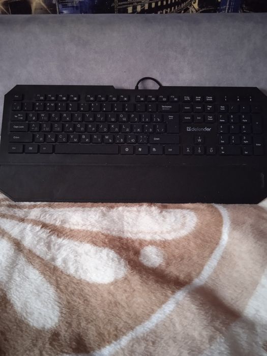 Компьютерная клавиатура