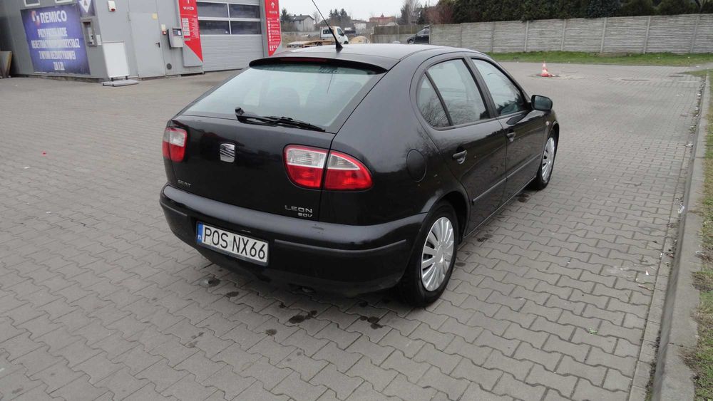 Seat Leon Na Częsci 1,8 benzyna na Częsci rok 2002 kolor LC9Z
