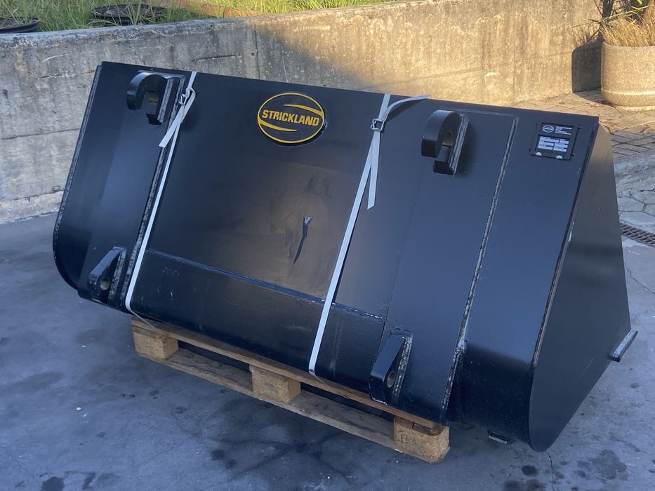 Balde Strickland 0,84 m3 JCB Q-FIT - Novo