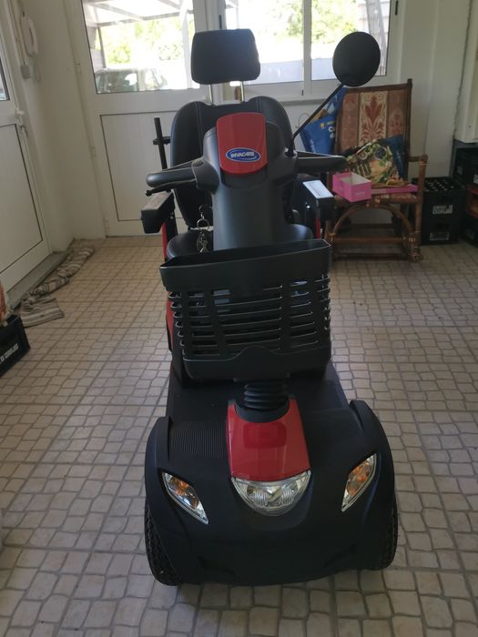 Scotter eletrica mobilidade reduzida