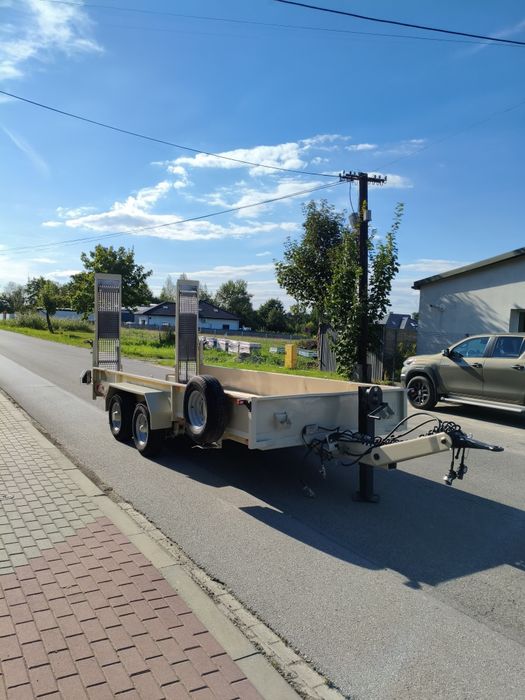 DMC 6600 kg. Tandem niskopodwoziowy Blomenroehr