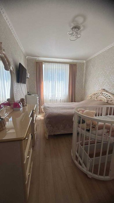 ПРОДАМ 3-кімнатну квартиру на Черемушках, вул. Івана Фунтового (Маршала Бабаджаняна)
